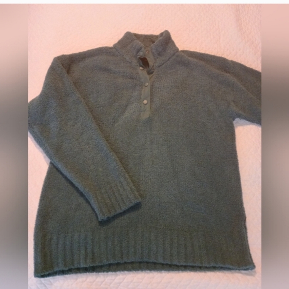 Surreal Soft Eddie Bauer Quarter Snap mock neck